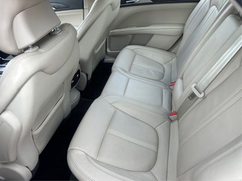 Used 2017 Lincoln MKZ Reserve w/ Climate Package FWD image 12