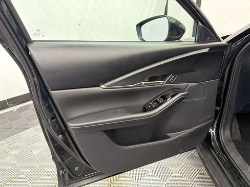 Used 2025 MAZDA CX-30 AWD 2.5 S w/ Preferred Package image 11