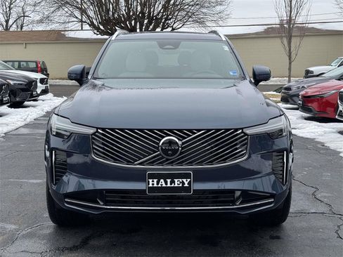 New 2026 Volvo XC90 B6 Plus w/ Protection Package Premier image 25