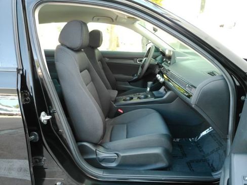 Used 2025 Honda Civic LX image 17