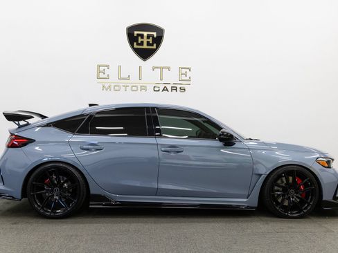 Used 2025 Honda Civic Type R image 10