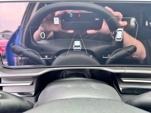 New 2026 Kia Sportage SX FWD image 15