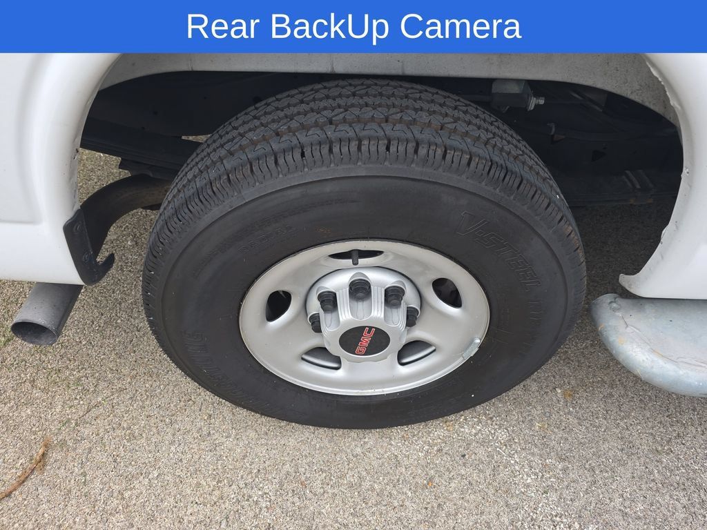 Used 2025 GMC Savana 2500 w/ Driver Convenience Package RWD image 6