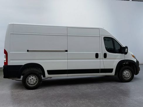 Used 2023 RAM ProMaster 2500 FWD image 6