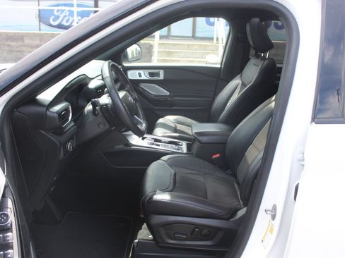 Used 2023 Ford Explorer ST w/ Equipment Group 401A AWD/4WD image 23