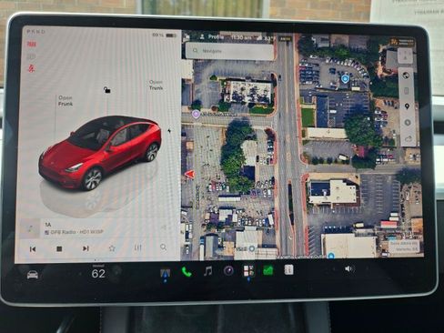 Used 2023 Tesla Model Y 2WD image 42
