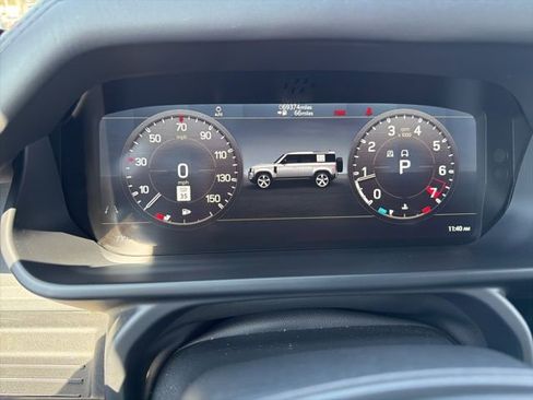 Used 2022 Land Rover Defender 110 X image 16