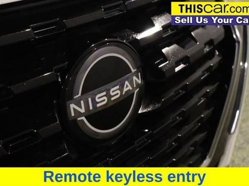 Used 2023 Nissan Kicks S image 11