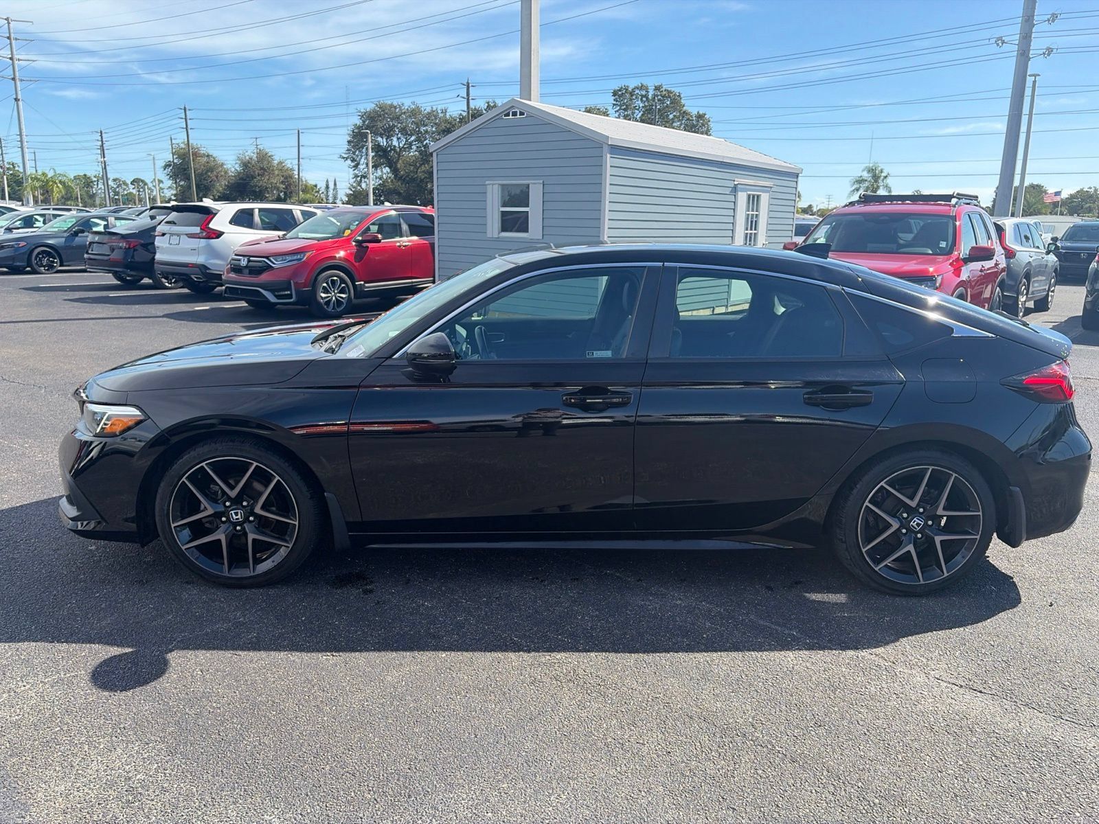 Used 2022 Honda Civic Sport Touring image 4