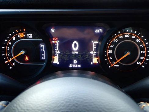 Used 2024 Jeep Wrangler Sport S image 23