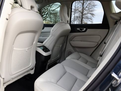 New 2026 Volvo XC60 B5 Ultra w/ Protection Package Premier image 15