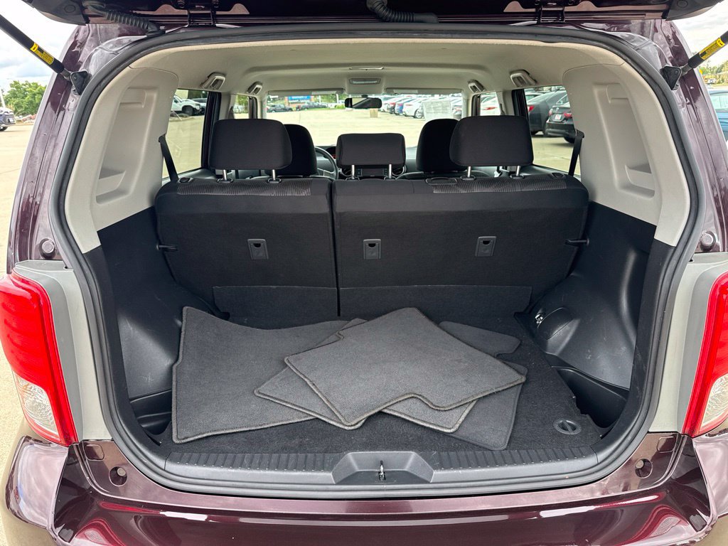 Used 2015 Scion xB FWD image 14