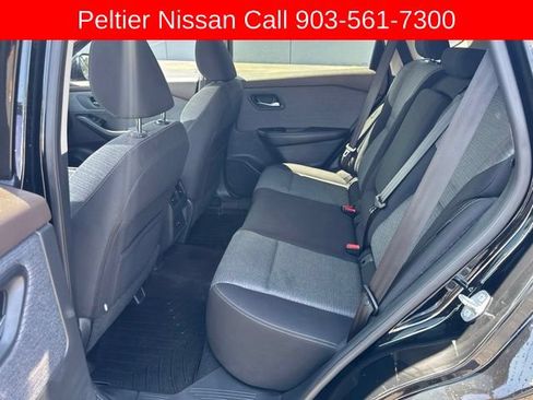 Used 2021 Nissan Rogue SV FWD image 23