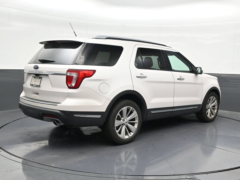 Used 2019 Ford Explorer Limited w/ Class III Trailer Tow Package FWD image 5