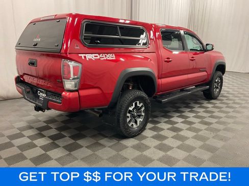 Used 2020 Toyota Tacoma TRD Off-Road w/ TRD Premium Off Road Package AWD/4WD image 3