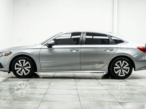 Used 2022 Honda Civic LX image 10