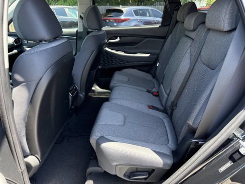 Used 2023 Hyundai Santa Fe SE AWD/4WD image 10