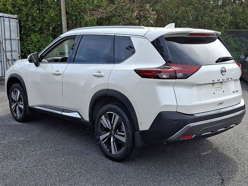 Certified 2023 Nissan Rogue SL w/ SL Premium Package AWD/4WD image 5