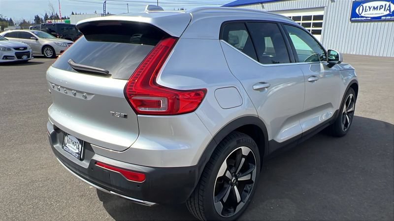 Used 2019 Volvo XC40 T5 Inscription AWD/4WD image 9