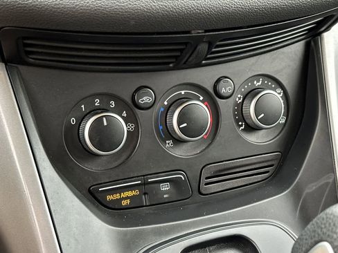 Used 2016 Ford Escape SE image 20