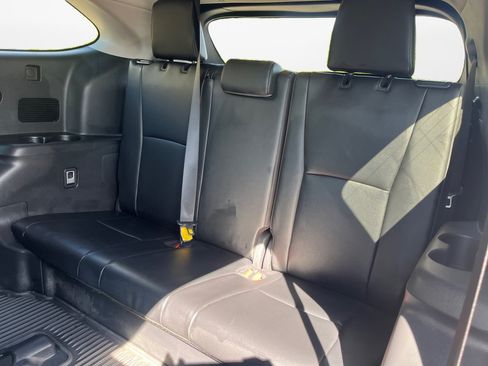 Used 2026 Toyota Highlander XLE AWD/4WD image 15