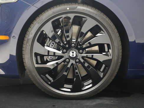 New 2026 Bentley Continental GTC image 18