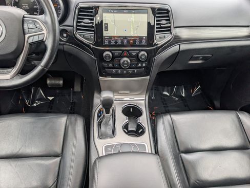 Used 2021 Jeep Grand Cherokee Limited AWD/4WD image 19
