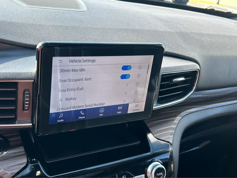 Used 2023 Ford Explorer Limited w/ Equipment Group 301A image 39