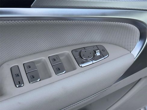 Certified 2026 Genesis G70 2.5T Prestige image 17