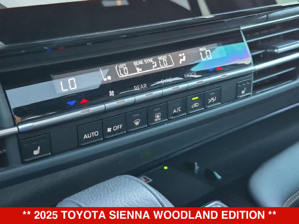 Used 2025 Toyota Sienna XLE Woodland Edition AWD/4WD image 31