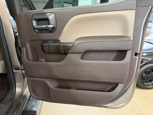 Used 2015 GMC Sierra 2500 Denali w/ Duramax Plus Package AWD/4WD image 24