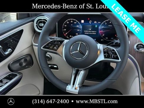 Certified 2025 Mercedes-Benz GLC 300 4MATIC image 9