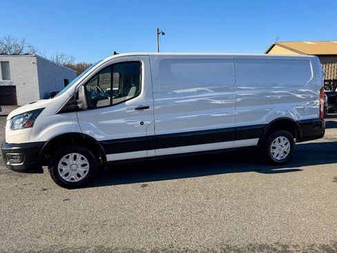 Used 2024 Ford E-Transit Low Roof image 6