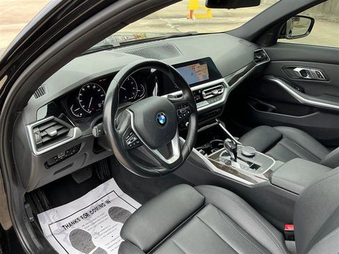 Used 2020 BMW 330i Sedan w/ Convenience Package image 27