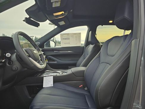 New 2026 INFINITI QX60 Sport w/ Dark Cargo Package image 24