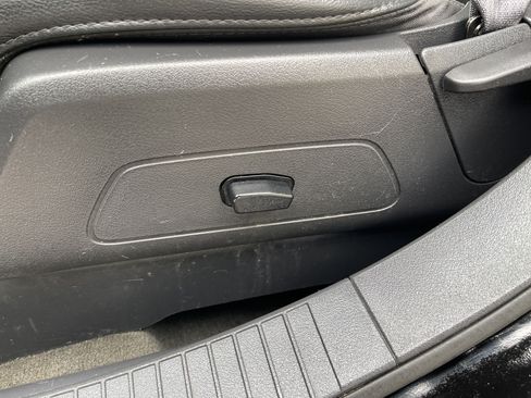 Used 2017 Jeep Patriot High Altitude AWD/4WD image 13