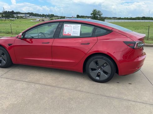 Used 2023 Tesla Model 3 Standard Range RWD image 6