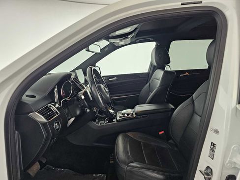 Used 2019 Mercedes-Benz GLS 550 4MATIC image 22