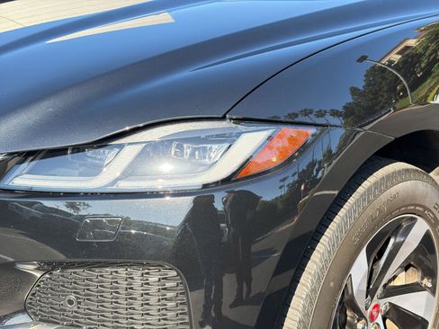 Used 2021 Jaguar F-PACE S image 11