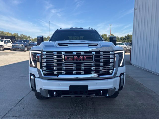 Used 2025 GMC Sierra 2500 Denali w/ Technology Package AWD/4WD image 8