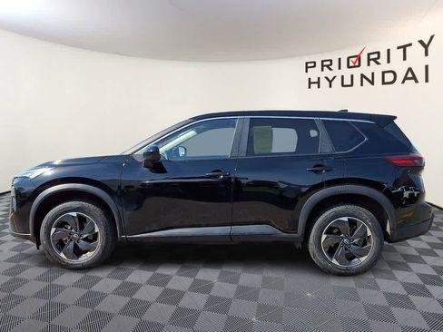 Used 2025 Nissan Rogue SV image 7