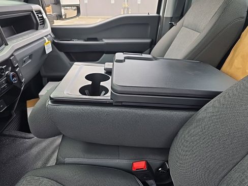 New 2026 Ford F550 2WD Regular Cab Super Duty image 17