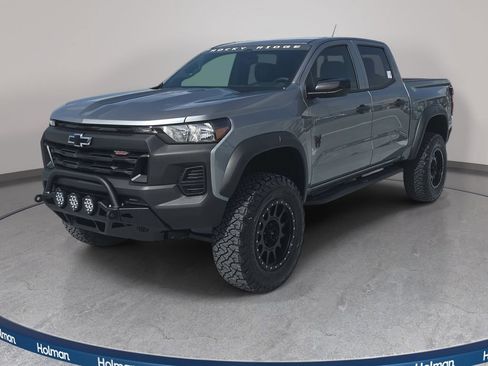 Used 2026 Chevrolet Colorado Trail Boss AWD/4WD image 1