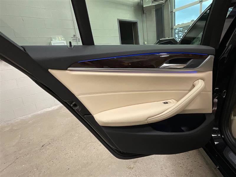Used 2018 BMW 530i w/ Premium Package RWD image 18