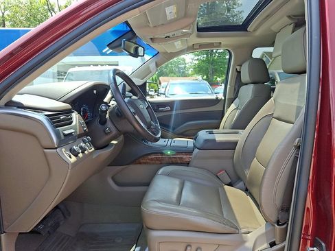 Used 2019 Chevrolet Tahoe Premier AWD/4WD image 14