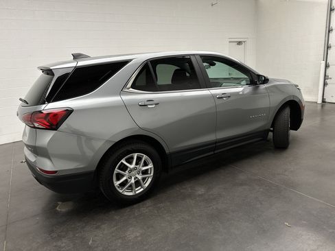 Used 2023 Chevrolet Equinox LT w/ LPO, Floor Liner Package image 7