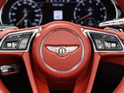 Used 2020 Bentley Continental GT V8 AWD/4WD image 29