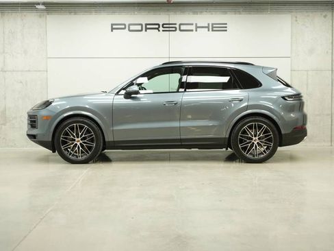 New 2026 Porsche Cayenne AWD/4WD image 2