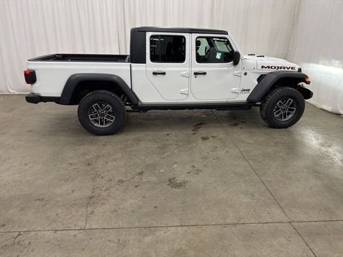 New 2026 Jeep Gladiator Mojave image 31