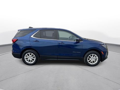 Used 2023 Chevrolet Equinox LT image 6